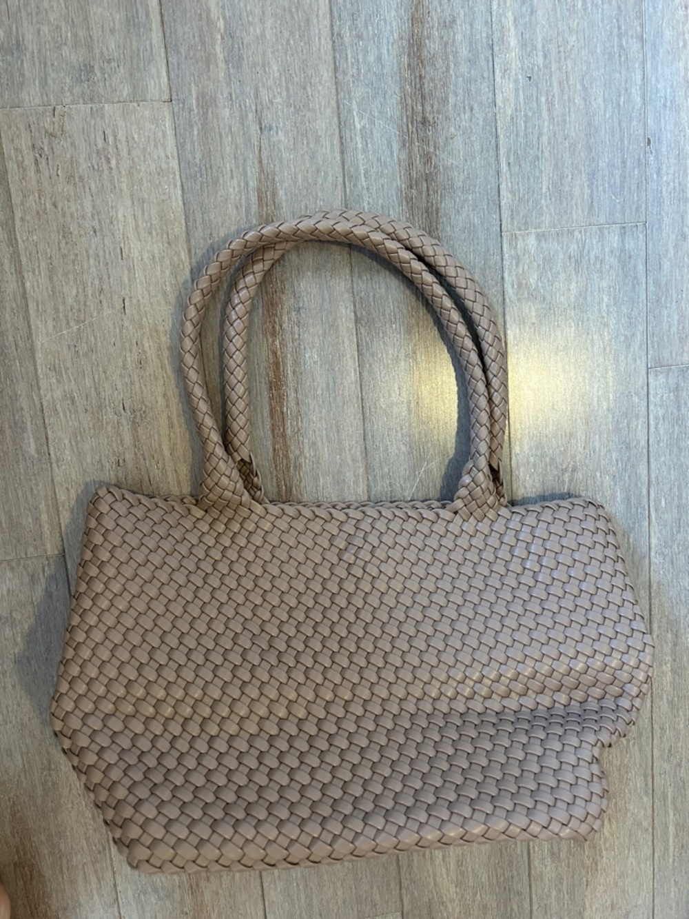 Beige Faux leather Woven Tote Handbag in Taupe mid size sturdy trendy bag - Picture 2 of 16